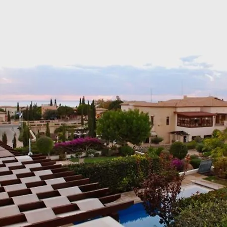 Villa “picture This…..sunbathing At Your Luxury Private Villa” Kypros *